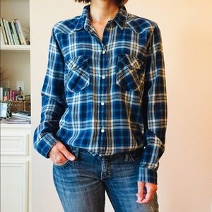 Like New - American Eagle button down shirt